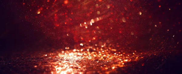 Fundo Abstrato Vermelho Ouro Luzes Brilhantes Pretas Desfocado — Fotografia de Stock