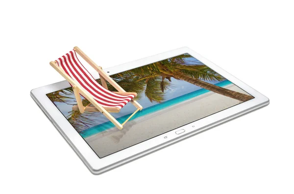 Plaj sandalye ve palmiye ağacı ekranda tablet bilgisayarınızla