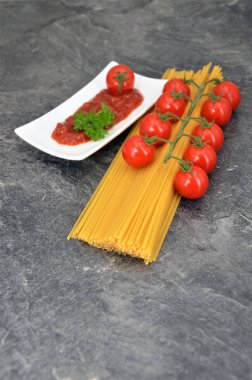 ktchen masada Domatesli Spagetti