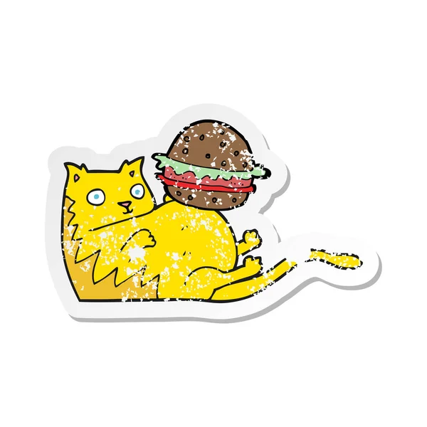 Pegatina retro angustiado de un gato gordo de dibujos animados con hamburguesa — Vector de stock