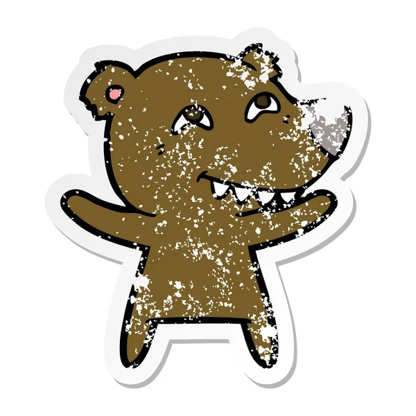 Adesivo angosciato di un orso cartone animato che mostra i denti — Vettoriale Stock