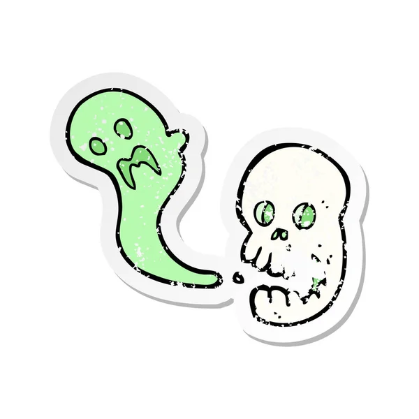 Retro distressed sticker of a cartoon spooky skull — Stock Vector