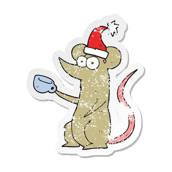 Retro distressed sticker of a cartoon mouse wearing christmas ha — Stock Vector