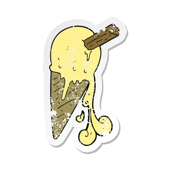 Autocollant en détresse rétro d'un cône de crème glacée dessin animé — Image vectorielle