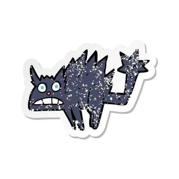 Retro adesivo angosciato di un cartone animato spaventato gatto nero — Vettoriale Stock