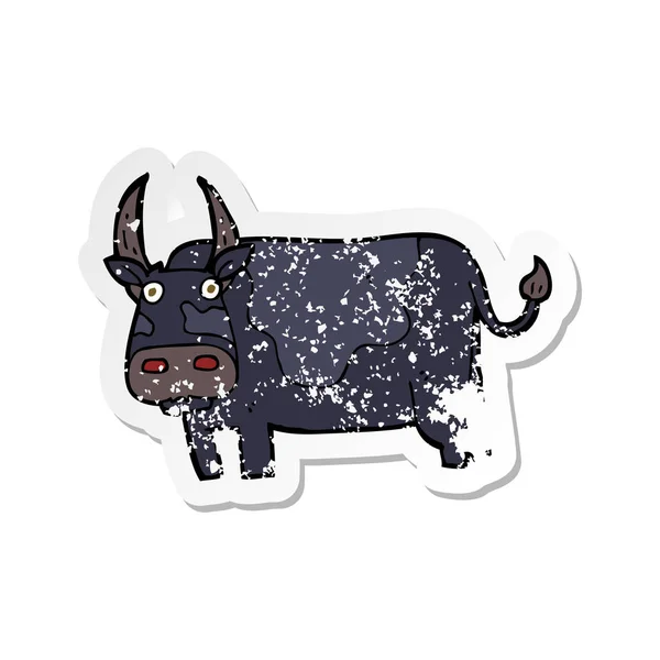 Retro Distressed Sticker Cartoon Bull — Stock Vector