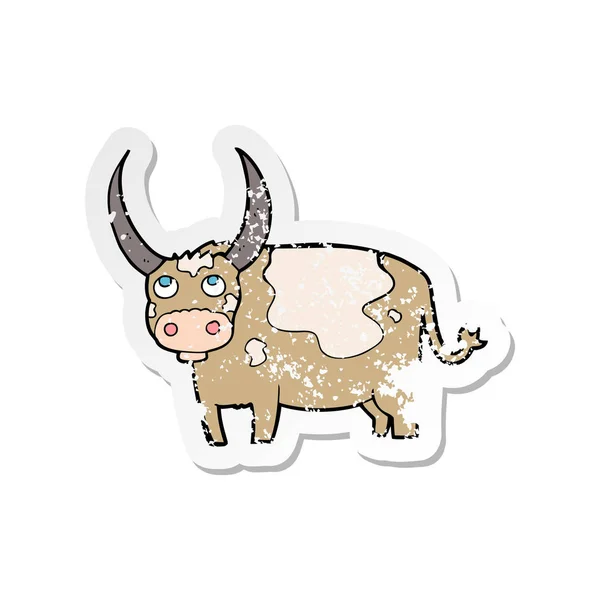 Retro Distressed Sticker Cartoon Cow — Stock Vector