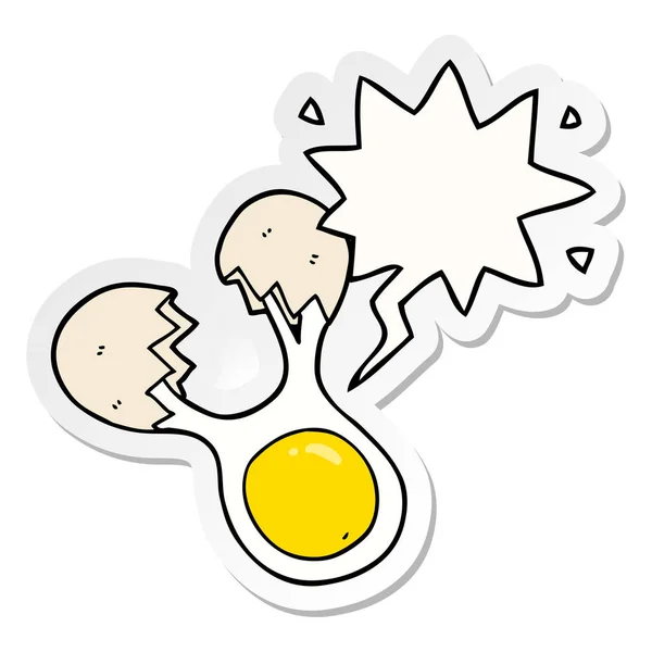 Cartoon geknackt Ei und Sprechblase Aufkleber — Stockvektor