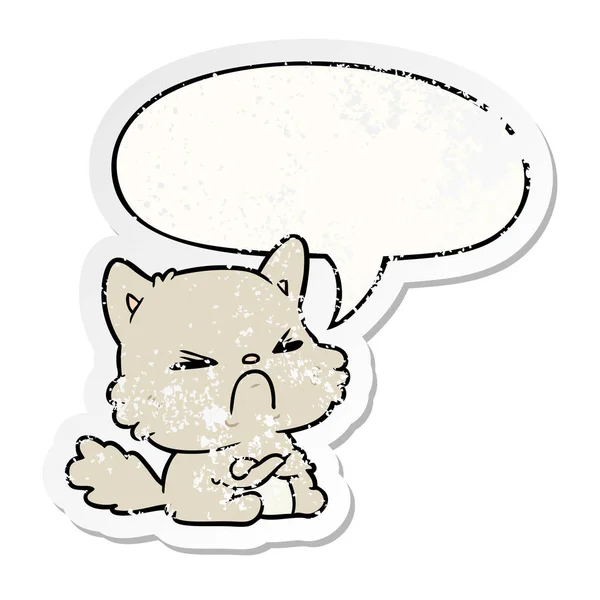 Милый мультяшный сердитый кот и словесный пузырь стикер — стоковый вектор