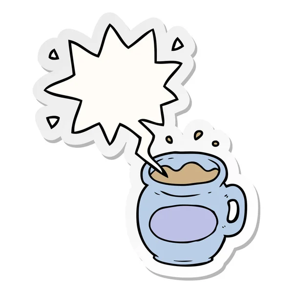 Мультфильм кружка кофе и речи пузырь наклейка — стоковый вектор