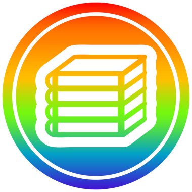 gökkuşağı spektrumunda dairesel kitap yığını