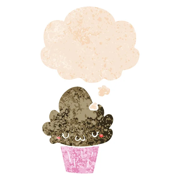 Cartoon Cupcake z twarzy i myśli bańka w retro teksturowane s — Wektor stockowy