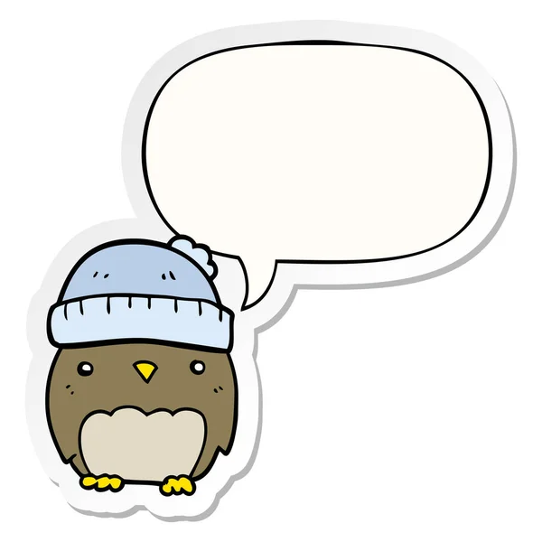 可爱的卡通猫头鹰在帽子和语音泡沫贴纸 — 图库矢量图片