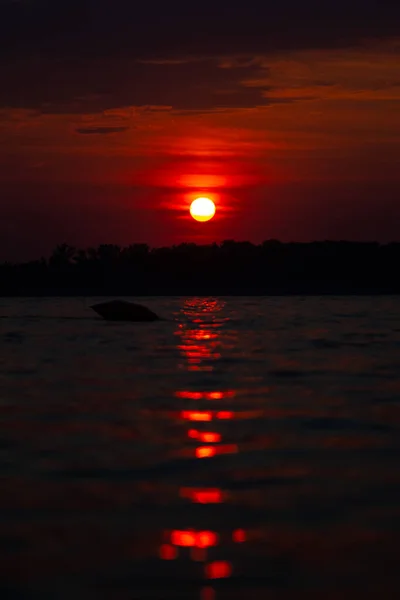 Red Sunset Urban River Landscape — Stock Photo, Image