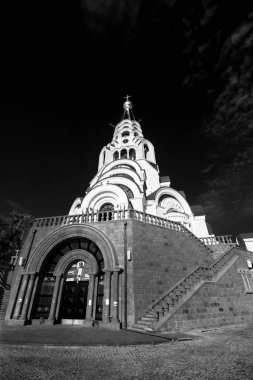 Kasabanın Kenar Mahallesindeki Kilise