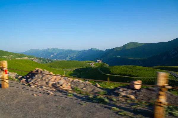 Akşam dağ manzarası