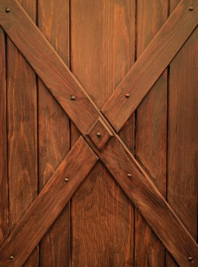 arka kapı ahşap yapısı ile