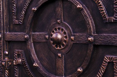 Retro tarzı metal Gates'te güzel dekoratif işleme