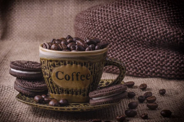 Чашка Кофе Зерном Печеньем — стоковое фото