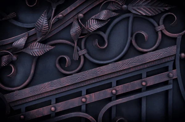 Sahte unsurları Dekoratif metal kapılar