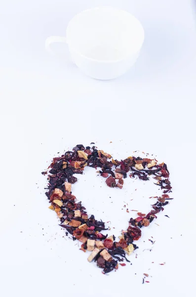 Foto Primo Piano Alla Frutta Forma Cuore Con Una Tazza — Foto Stock