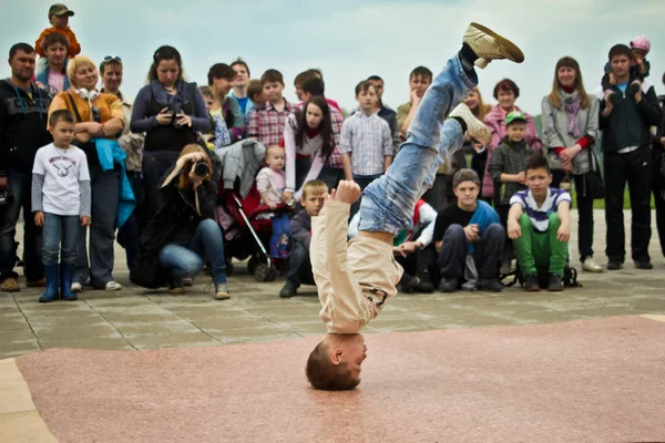 Rusia Yaroslavl Mayo 2013 Breakdance Battle Competition Una Calle Aire —  Fotos de Stock