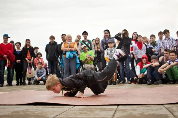 Rusya Yaroslavl Mayıs 2013 Breakdance Savaş Rekabet Grup Arasında Açık — Stok fotoğraf