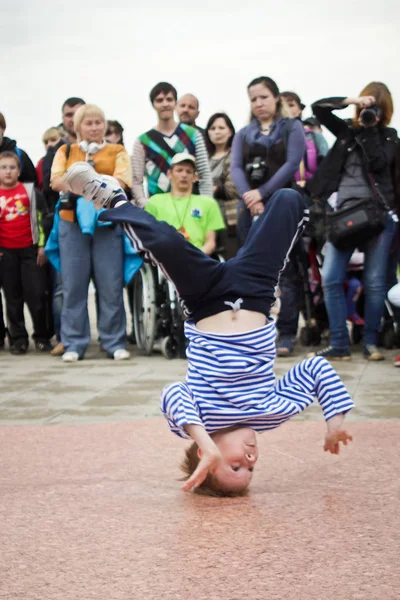 Rusya Yaroslavl Mayıs 2013 Breakdance Savaş Rekabet Grup Arasında Açık — Stok fotoğraf