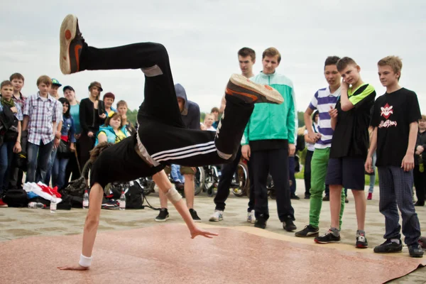 Rusya Yaroslavl Mayıs 2013 Breakdance Savaş Rekabet Grup Arasında Açık — Stok fotoğraf