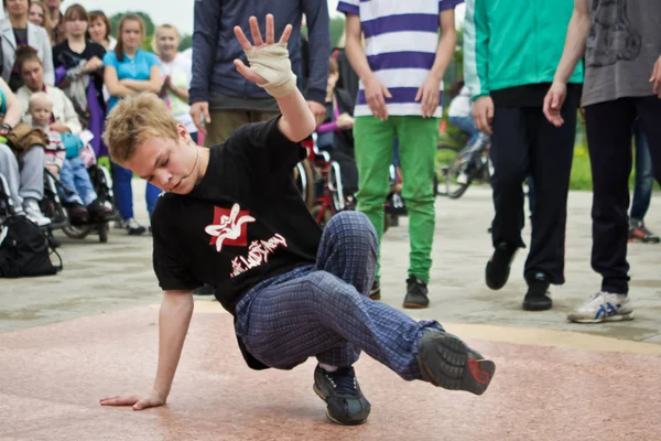 Rusya Yaroslavl Mayıs 2013 Breakdance Savaş Rekabet Grup Arasında Açık — Stok fotoğraf