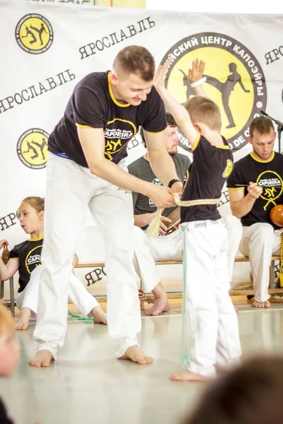 Rosja Yaroslavl Maja 2018 Grupa Osób Biorących Udział Capoeira Siłowni — Zdjęcie stockowe