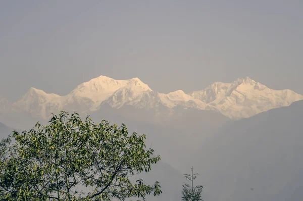 Prachtig Uitzicht Wit Besneeuwde Toppen Van Himalaya Bergketen Ochtend Kanchanjungha — Stockfoto