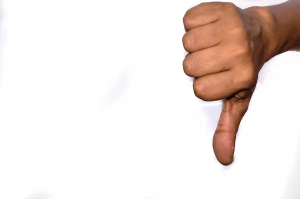 Asya Beyaz iş kadın kurumsal çalışan thumps aşağı, izole beyaz arka plan gösterilen dostum. Ret dis katılıyorum, aksine, sevmediğim, negatif, reddetmek, kaybetmek-kaybeden, mutsuz kavramı
