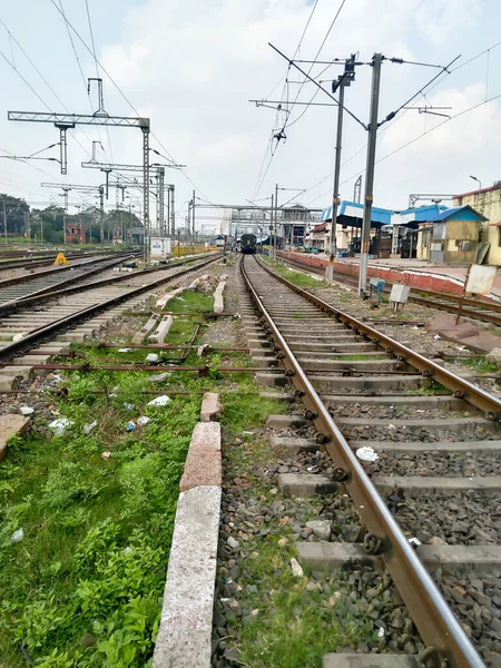 Närbild Indiska Järnvägsspår Låg Ängel Från Räls Sliprar Nära Järnvägsstationen — Stockfoto