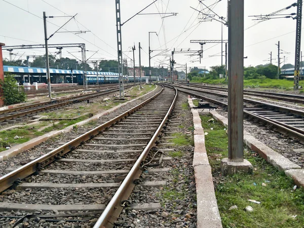 Close Indian Railway Tracks Low Angel View Rails Sleepers Railway — Stock fotografie