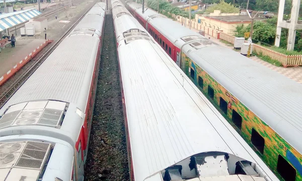 Επιβατικά Πούλμαν Lhb Των Ινδικών Σιδηροδρόμων Που Μετατράπηκαν Θαλάμους Καραντίνας — Φωτογραφία Αρχείου