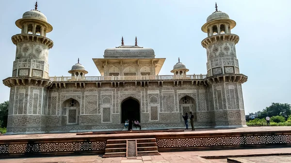 Taj Mahal Grobowiec Mauzoleum Biały Marmur Cesarza Mughal Shah Jahan — Zdjęcie stockowe
