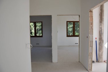 Tek bir aile evinin inşaatı