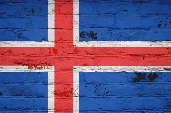 Flaga Islandii na tle ściany cegła. Tapeta tło dla instalacji i projektowania. Miejsca na tekst. — Zdjęcie stockowe