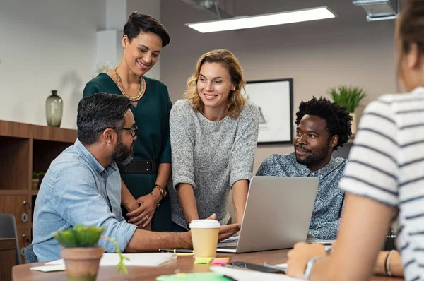 Multiethnic Business People Talking Smiling Meeting Office Mature Middle Eastern — Stock Photo, Image