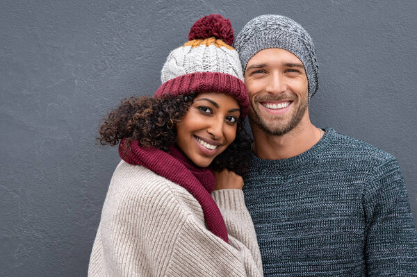 Happy young couple in winter clothes Royalty Free Stock Photos