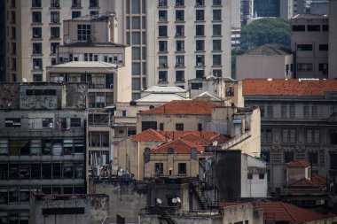 Eski kirli binalar cephe