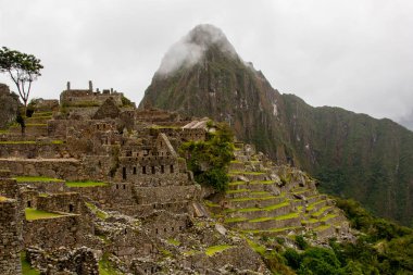Machu Picchu mimari katmanları.