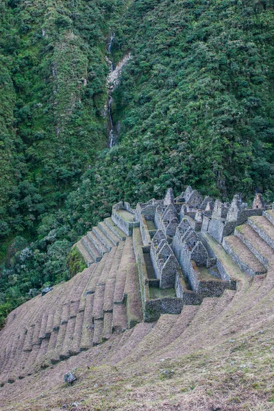 Ερείπια της αρχαίας πόλης για το Inca Trail για Μάτσου Πίτσου, Περού — Φωτογραφία Αρχείου