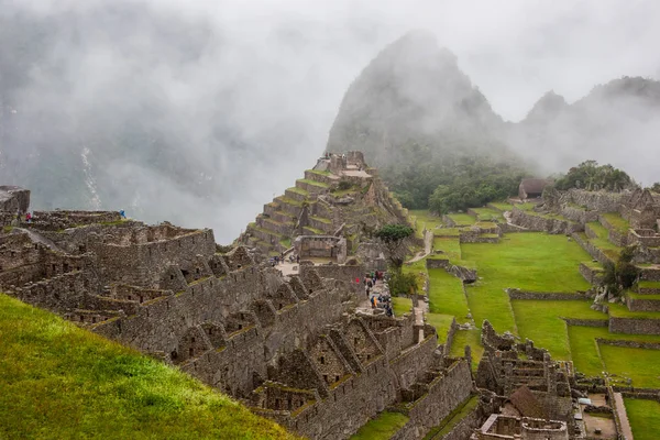 Machu Picchu harabeleri. Peru. Güney Amerika. Hiçbir insan.