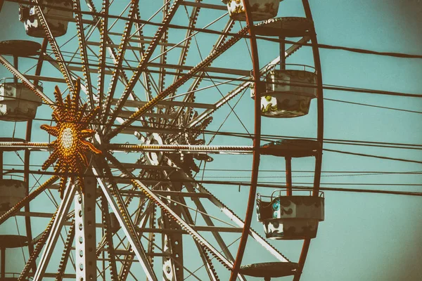 Fond Écran Ferris Wheel Dans Parc Attractions — Photo