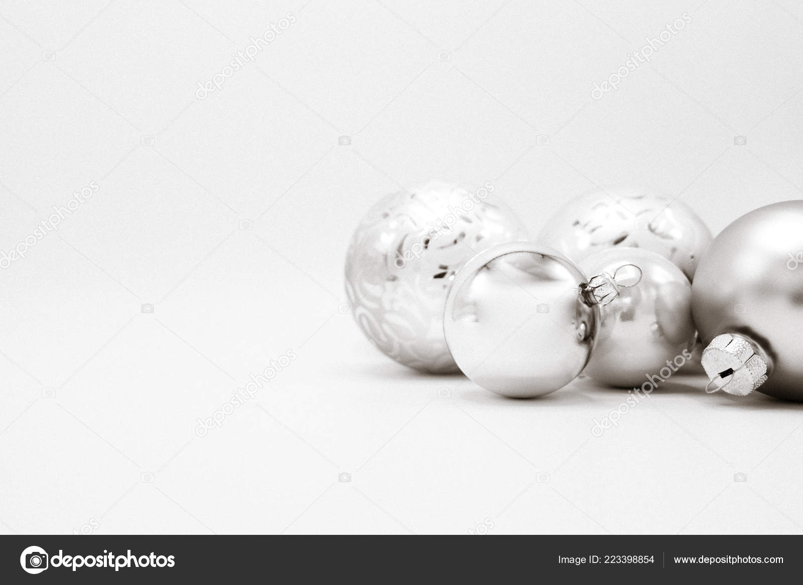 Monochrome Elegant Christmas Wallpaper Background Tree Decorations Monochrome Elegant Christmas Wallpaper Background Tree Decorations