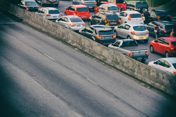 Trafik sıkışıklığı ve empy lane.