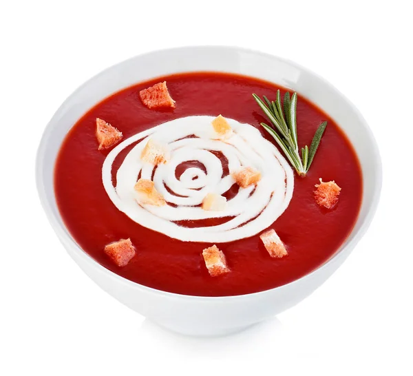 Kom Tomatensoep Met Croutons Close Geïsoleerd Een Witte Achtergrond — Stockfoto