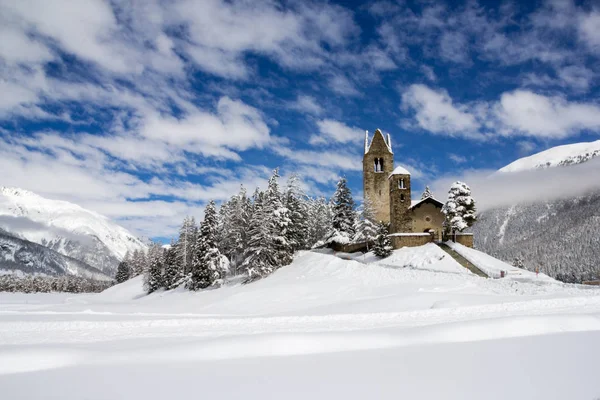 Iglesia Protestante San Gian Con Torre Restaurada Celerina Cerca Moritz —  Fotos de Stock
